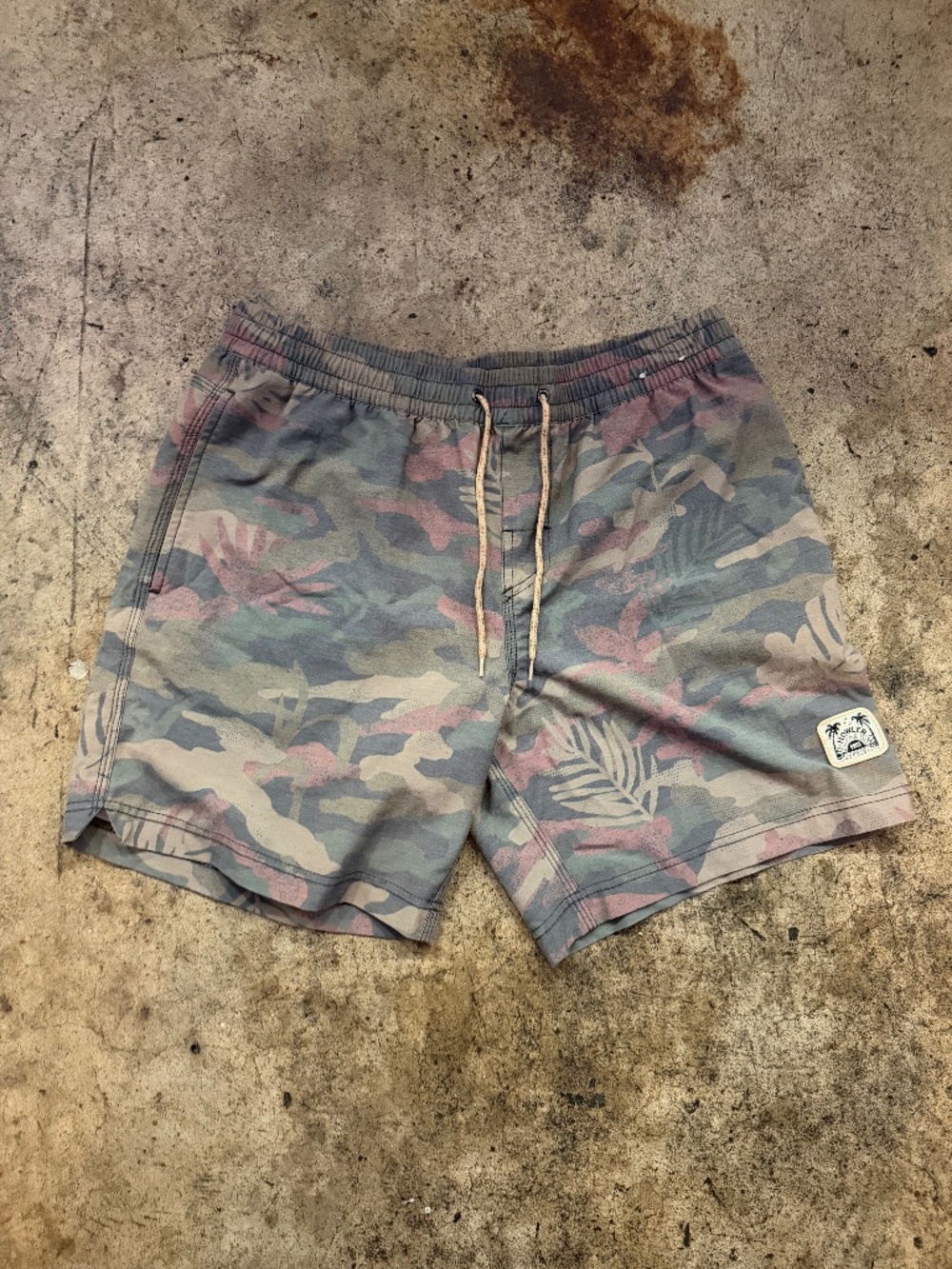 Howler Bros Camo Outdoor Shorts - Size Medium